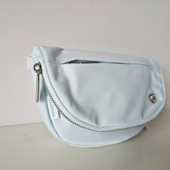 NWT LULULEMON MIBR Mint Breeze All Night Festival Bag Micro 2L - Picture 3 of 15